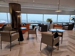 Gateway East (D7), Office #484471401